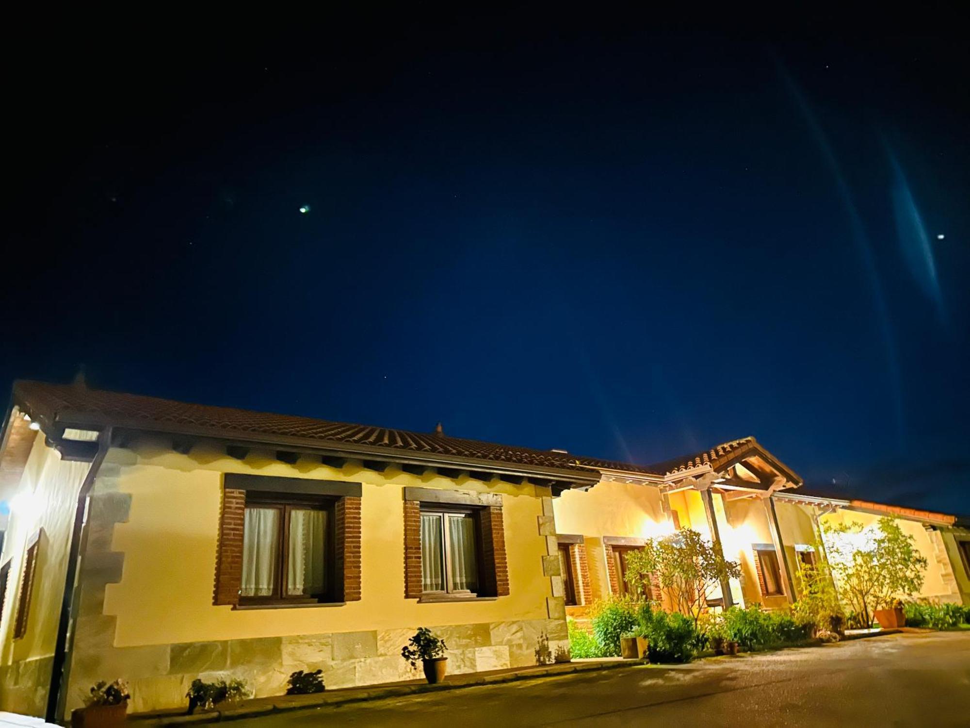 Apartamentos Rurales La Carbayala Oviñana Extérieur photo